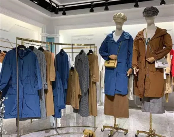 翠玉金元服装