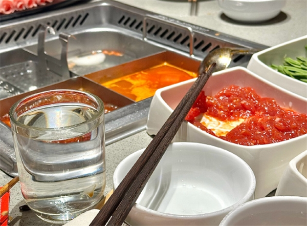 东江美食火锅城加盟