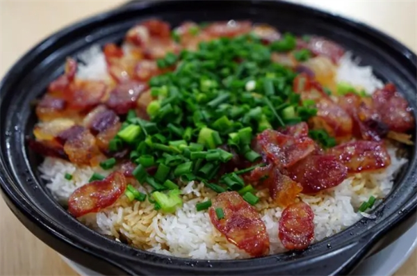 开门迎煲仔饭
