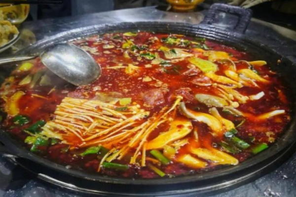 炙九方地摊火锅