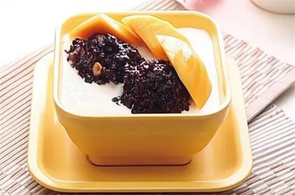 苏姐牛奶甜品世家加盟