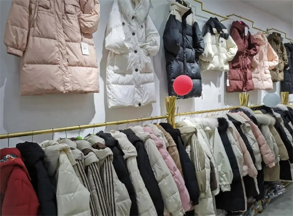 独揽品牌女装