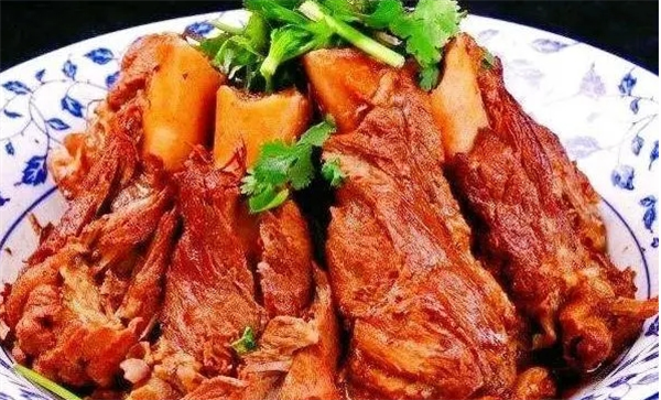 杜记磨骨坊酱骨饭