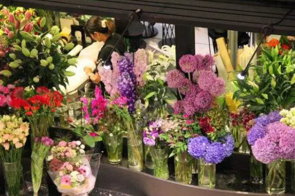 花满分鲜花店加盟电话是多少?连接梦想与美丽的热线