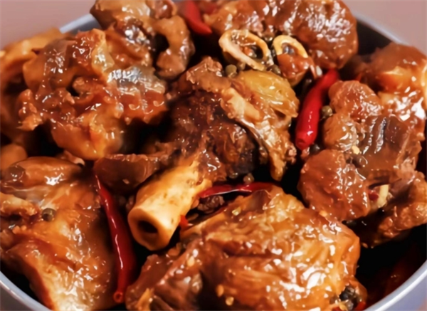 杜记磨骨坊酱骨饭