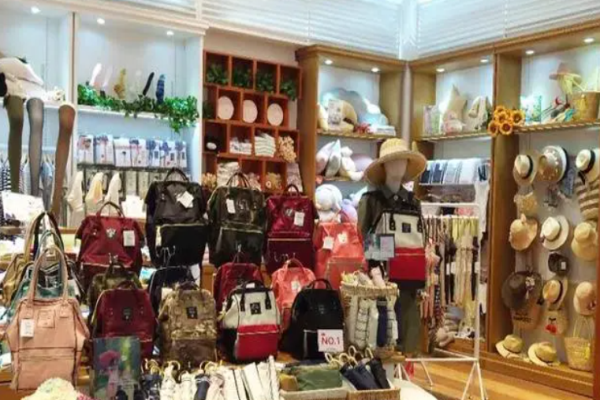 来客盒子精品店