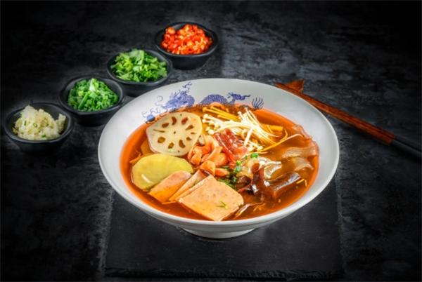 孙亮麻辣烫