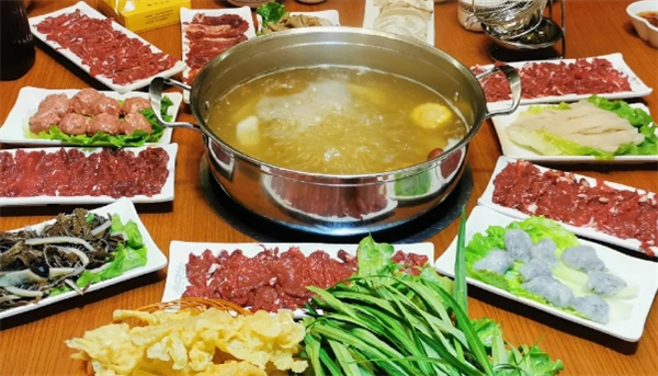 和兴阁潮汕牛肉火锅