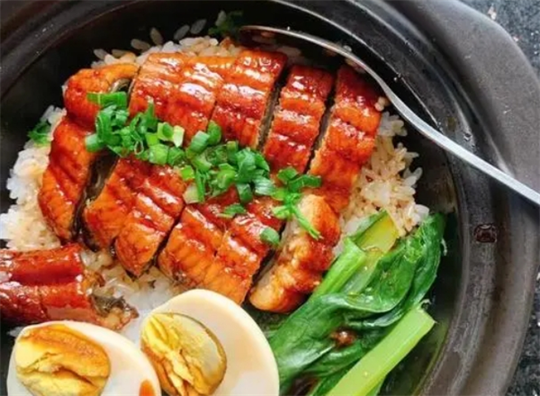 小益家煲仔饭