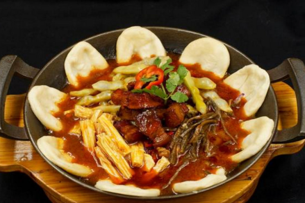 上京成地锅鸡