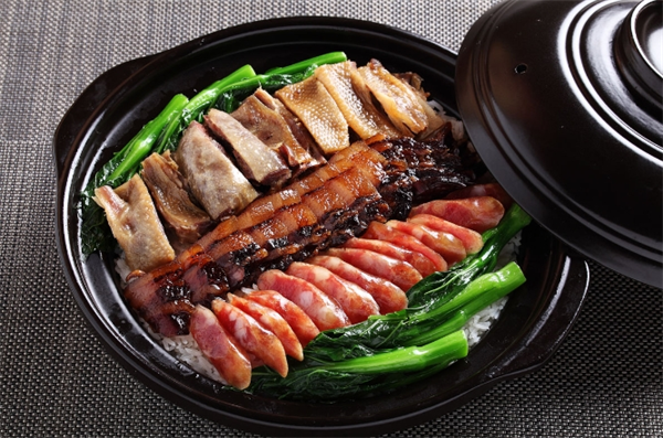 小益家煲仔饭