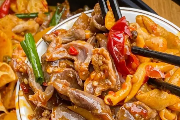 李八婶泡椒三绝