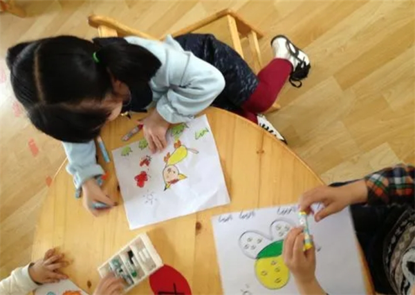 涂涂鸭连锁幼儿园