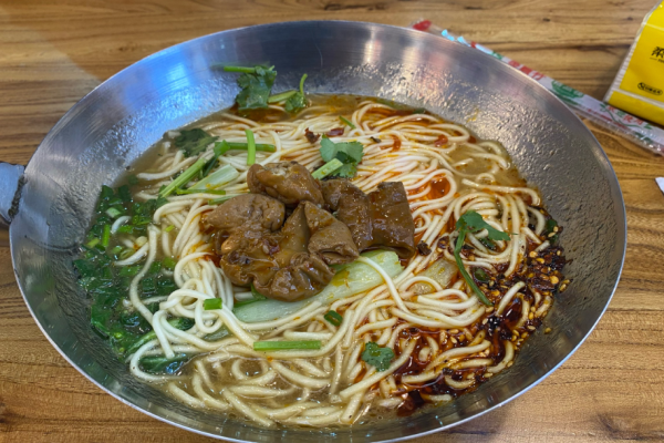 方铲铲成都板凳面