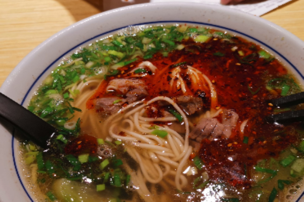 小灶派地道兰州牛肉面