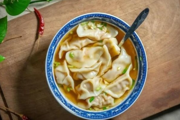 蓝精灵饺子店