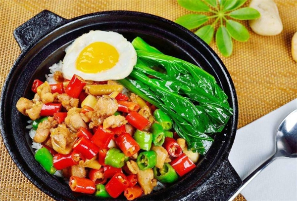 大艾煲仔饭