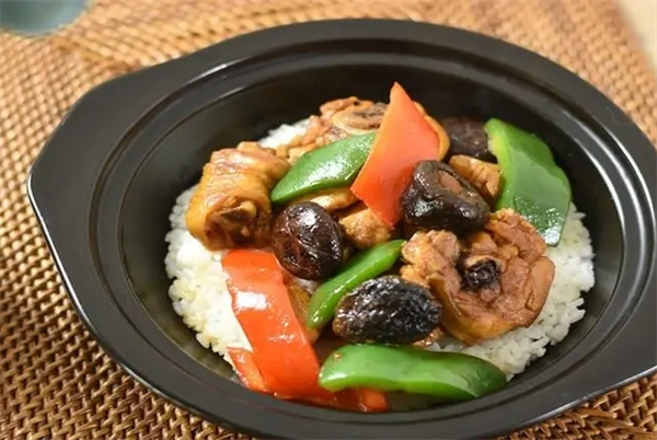 吉香黄焖鸡米饭