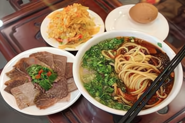 撒八宫青海牛肉面