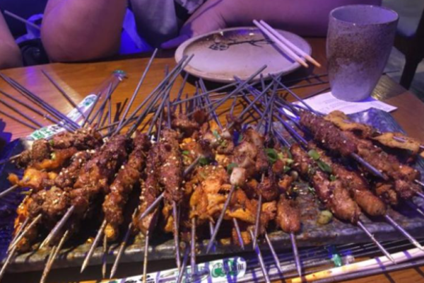 牛汤山大缸烤肉