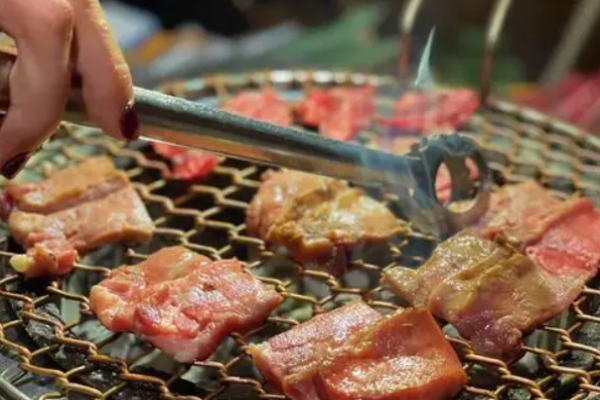 牛汤山大缸烤肉