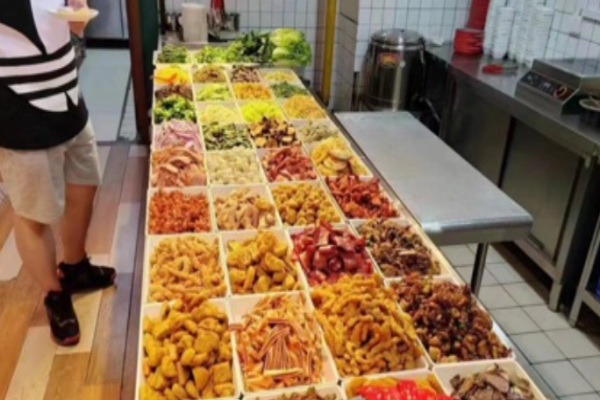 小酱外婆拌饭加盟