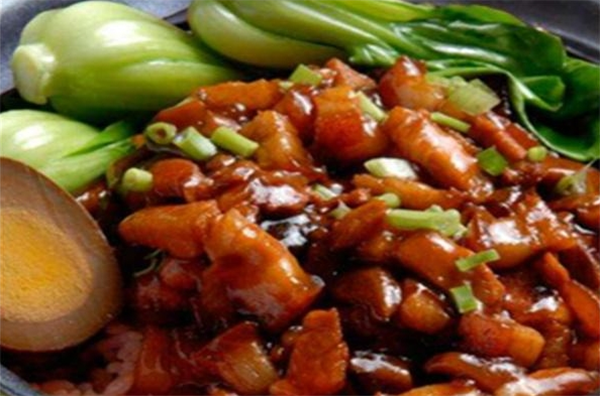 姥姥卤肉饭