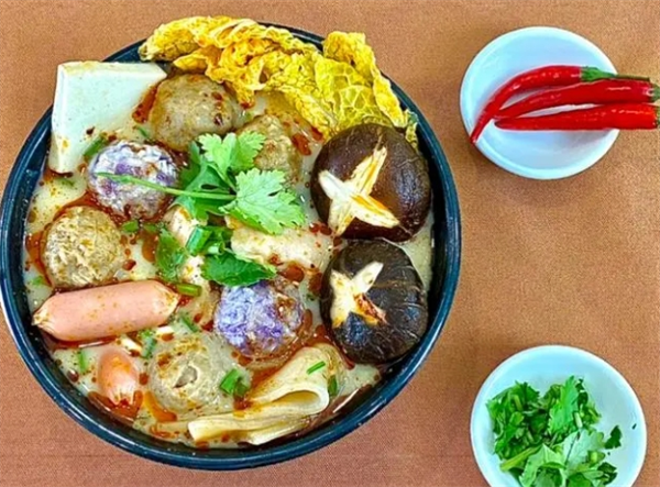 贰冒麻辣烫