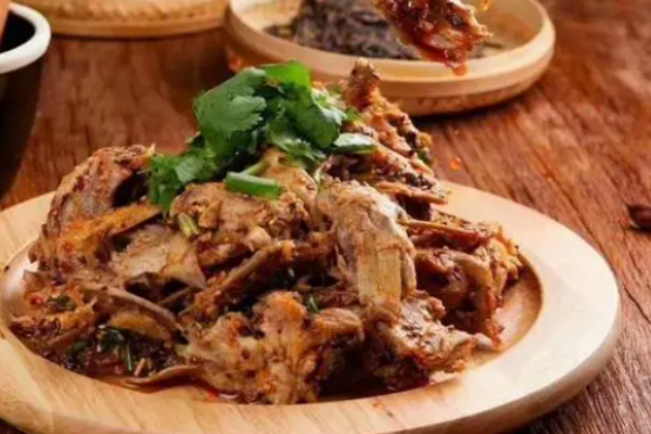 大帅府熏拌鸡架