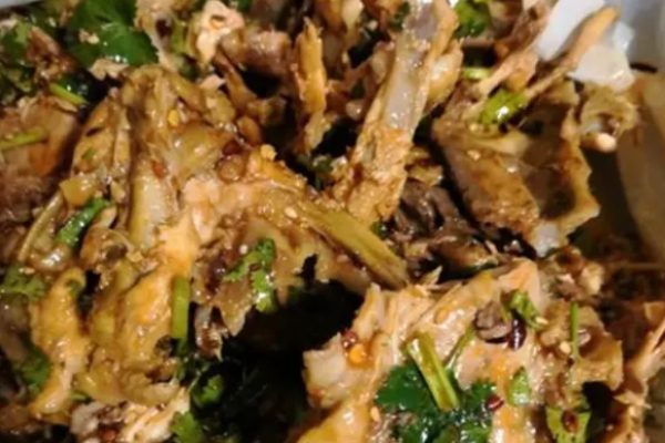 大帅府熏拌鸡架