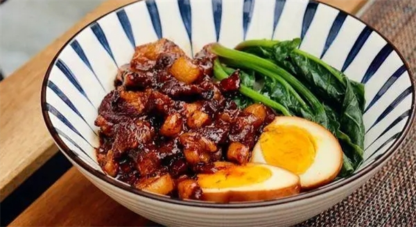 拌府卤汁拌饭