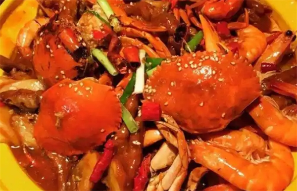 强哥肉蟹煲