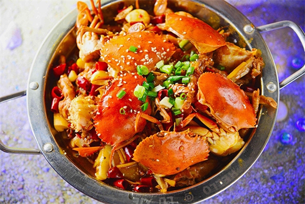 强哥肉蟹煲加盟