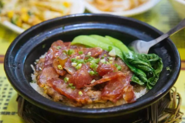 赵财财肠粉煲仔饭加盟
