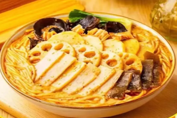 于小欠东北老式麻辣烫