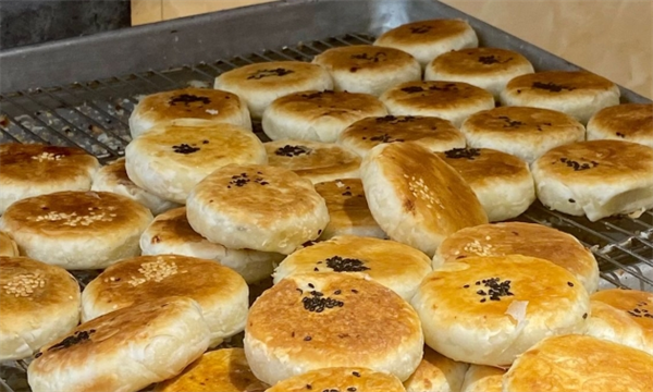孔记板栗饼