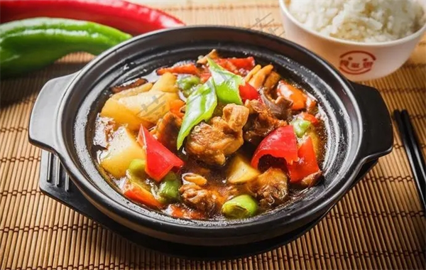 嗨享吃黄焖鸡米饭加盟