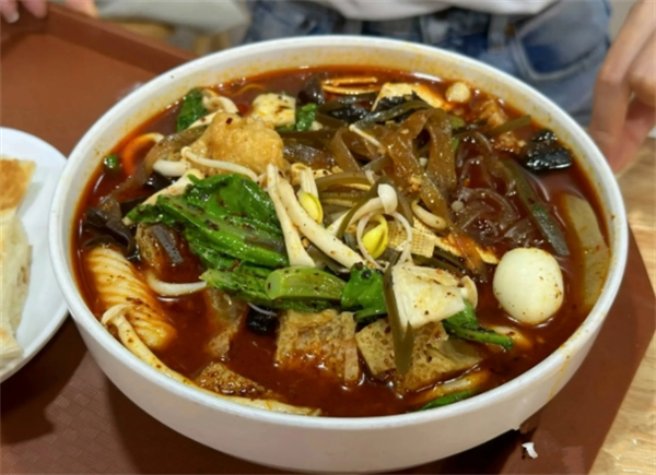 姑姑家麻辣烫