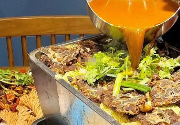 小夫妻碳锅羊肉