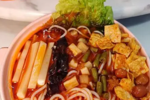 福宝肥仔炸蛋螺蛳粉