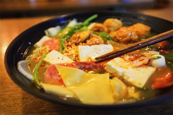 福阿婆麻辣烫