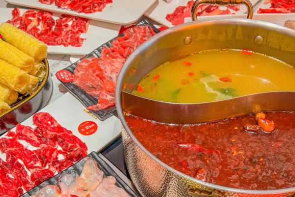牛筐筐鲜切牛肉自助火锅