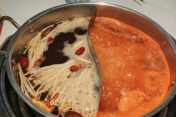 牛筐筐鲜切牛肉自助火锅