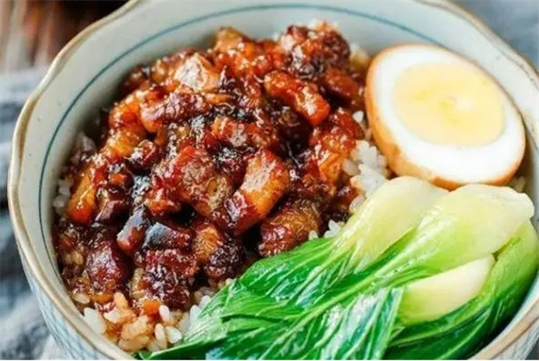 香婆婆卤肉饭