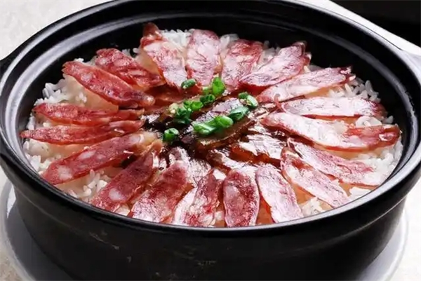 巧阿婆煲仔饭