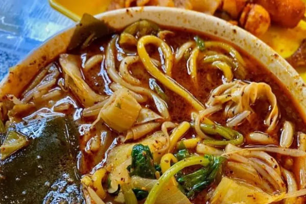 双福东北老式麻辣烫