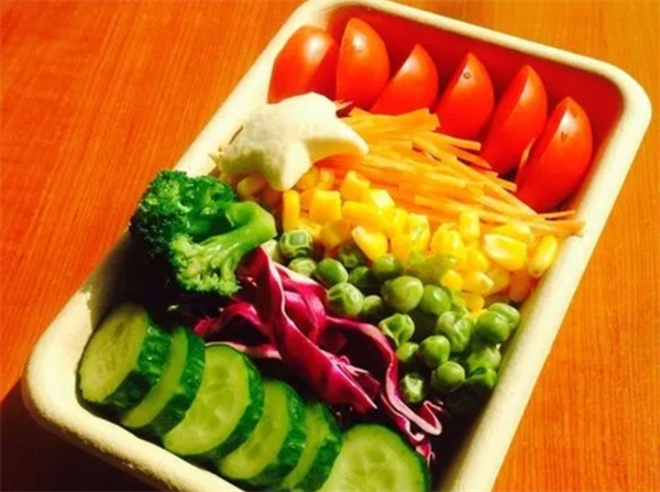 爱沙小屋轻食沙拉