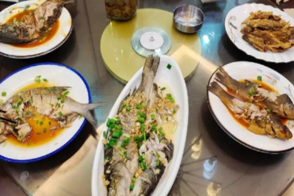 鱼宴海鲜宴会酒