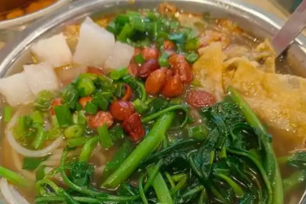 叶玫贵螺蛳粉