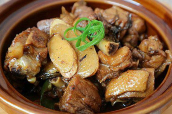 周老太铁锅焖鸭